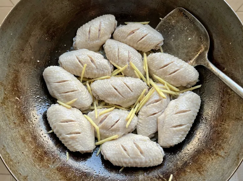 Blanch Wings and Drain