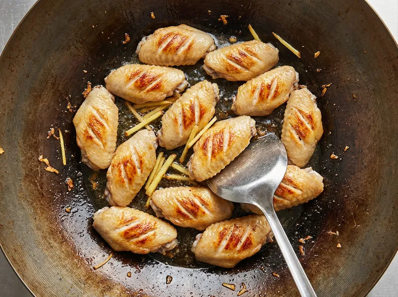 Pan-fry Blanched Wings